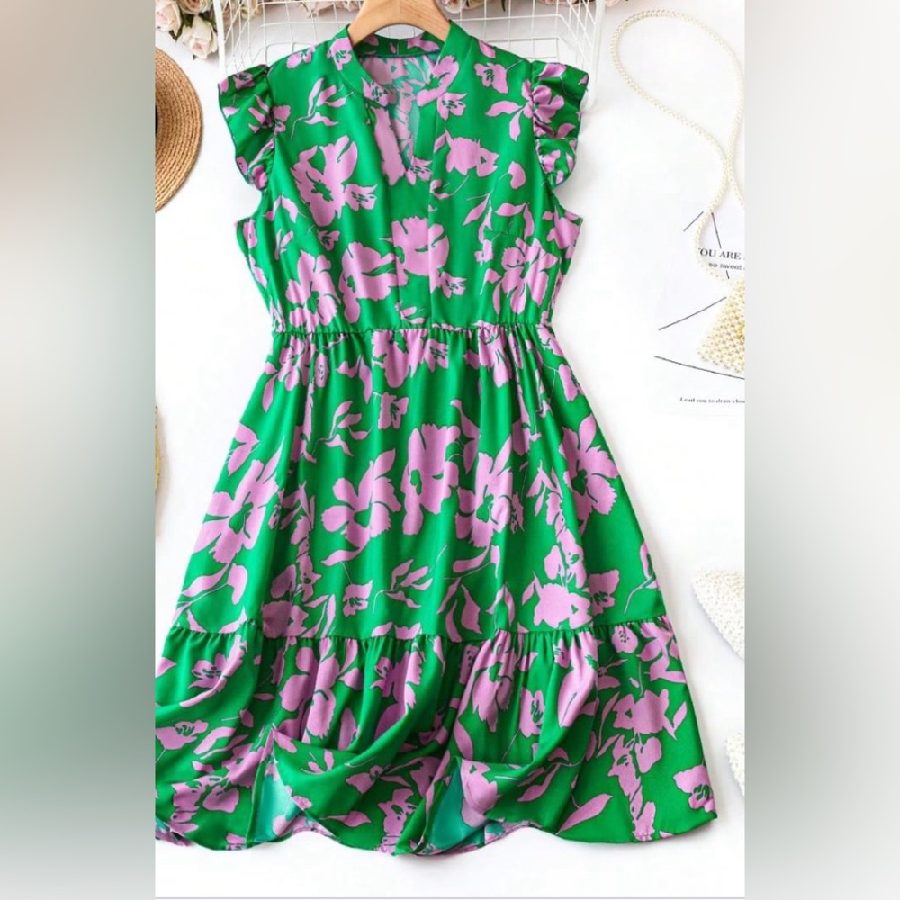 Brand new Shein dress never worn size extra large run small